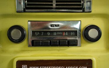 Chevrolet-C10-1972-Light-Yellow-Black-46