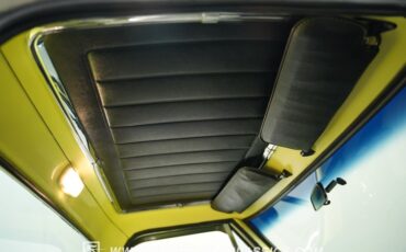 Chevrolet-C10-1972-Light-Yellow-Black-48