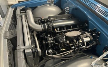 Chevrolet-C10-1972-STOCK-1972-C10-Blue-Black-and-Grey-10
