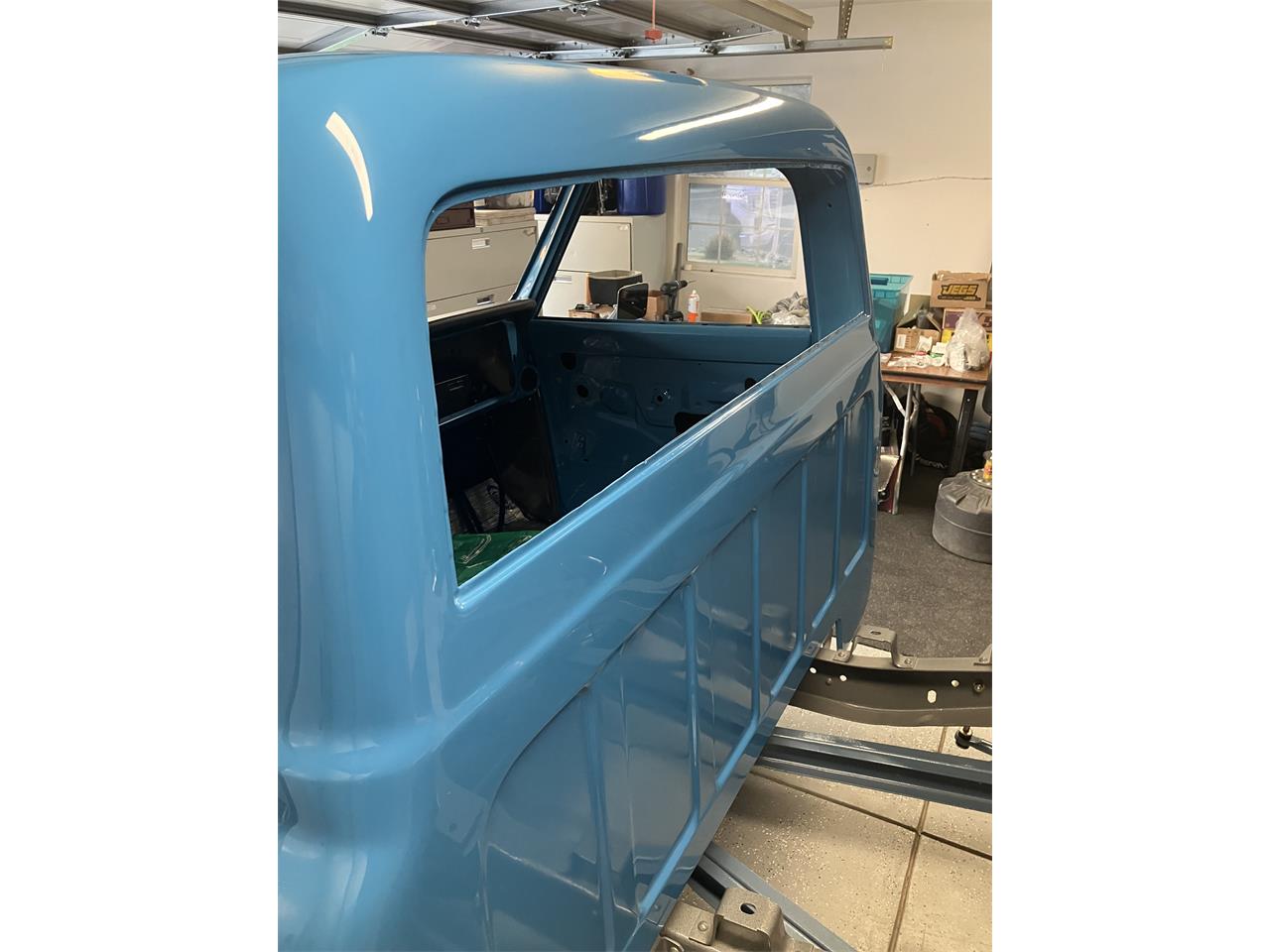 Chevrolet-C10-1972-STOCK-1972-C10-Blue-Black-and-Grey-36