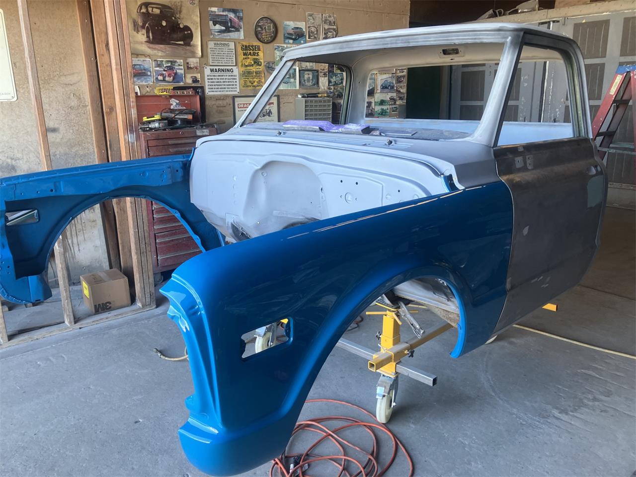 Chevrolet-C10-1972-STOCK-1972-C10-Blue-Black-and-Grey-40