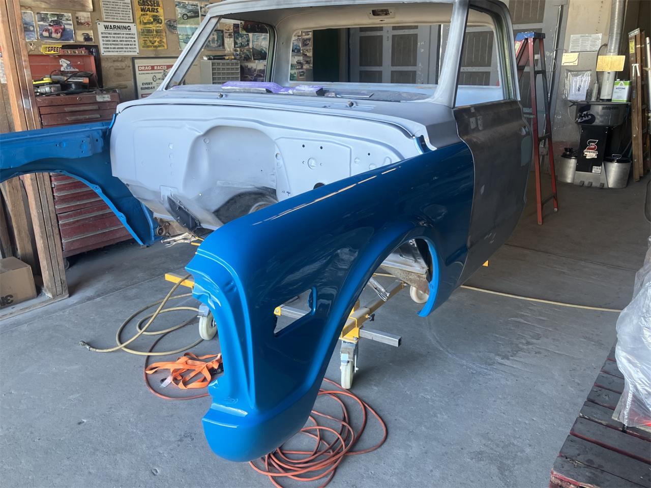 Chevrolet-C10-1972-STOCK-1972-C10-Blue-Black-and-Grey-41