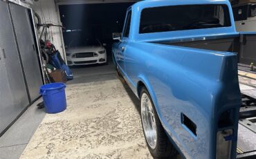 Chevrolet-C10-1972-STOCK-1972-C10-Blue-Black-and-Grey-48