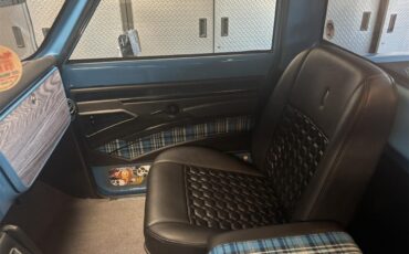 Chevrolet-C10-1972-STOCK-1972-C10-Blue-Black-and-Grey-60