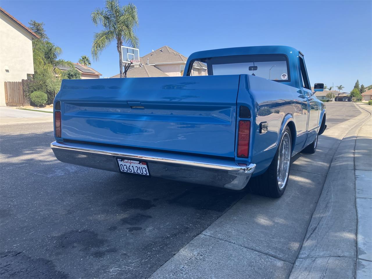 Chevrolet-C10-1972-STOCK-1972-C10-Blue-Black-and-Grey-64