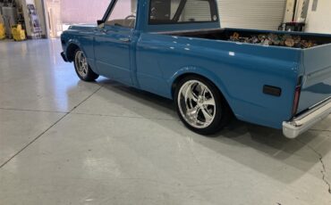 Chevrolet-C10-1972-STOCK-1972-C10-Blue-Black-and-Grey-9