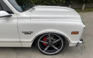 Chevrolet-C10-1972-White-Black-3
