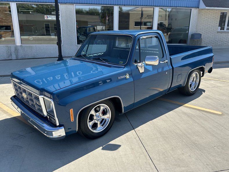 Chevrolet-C10-1979-Medium-Blue-Blue-1