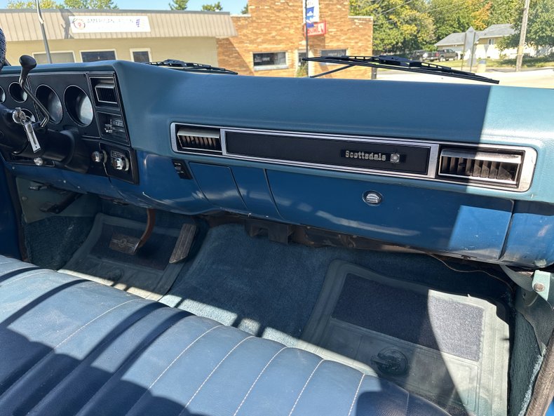 Chevrolet-C10-1979-Medium-Blue-Blue-14
