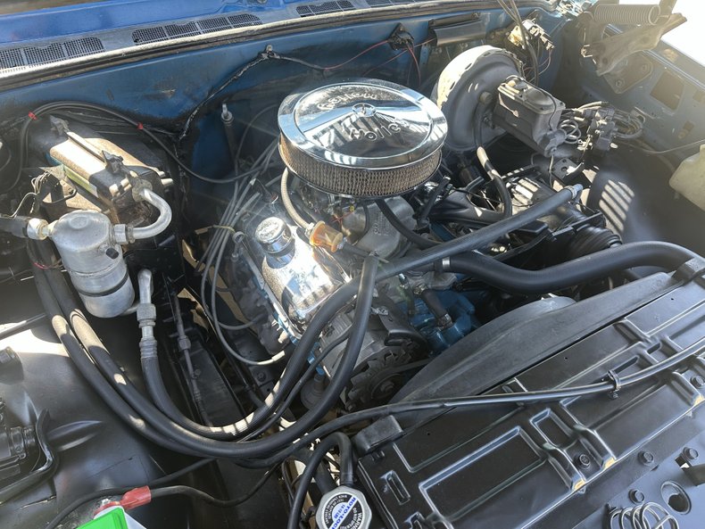 Chevrolet-C10-1979-Medium-Blue-Blue-18