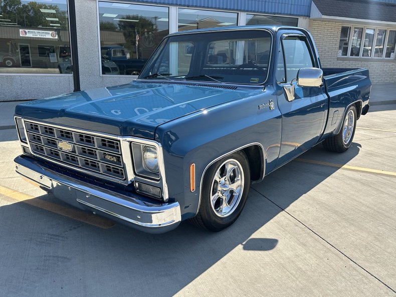 Chevrolet-C10-1979-Medium-Blue-Blue-2