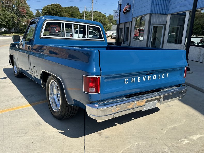 Chevrolet-C10-1979-Medium-Blue-Blue-6