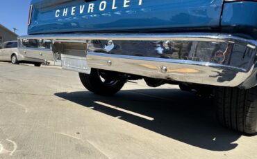 Chevrolet-C10-1979-Medium-Blue-Blue-9