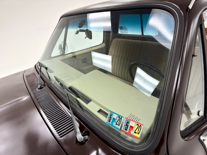 Chevrolet-C10-1986-Brown-Beige-18