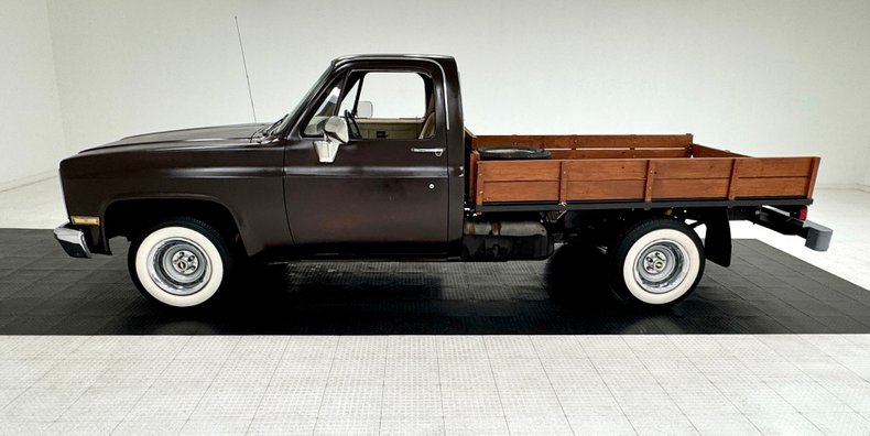 Chevrolet-C10-1986-Brown-Beige-37