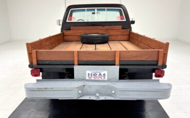 Chevrolet-C10-1986-Brown-Beige-38