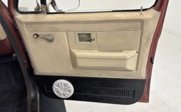 Chevrolet-C10-1986-Brown-Beige-5