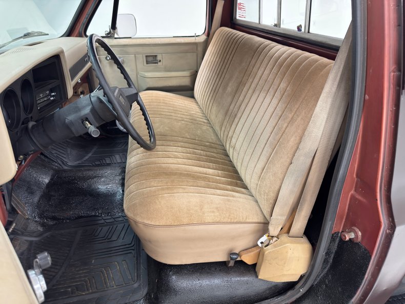 Chevrolet-C10-1986-Brown-Beige-6