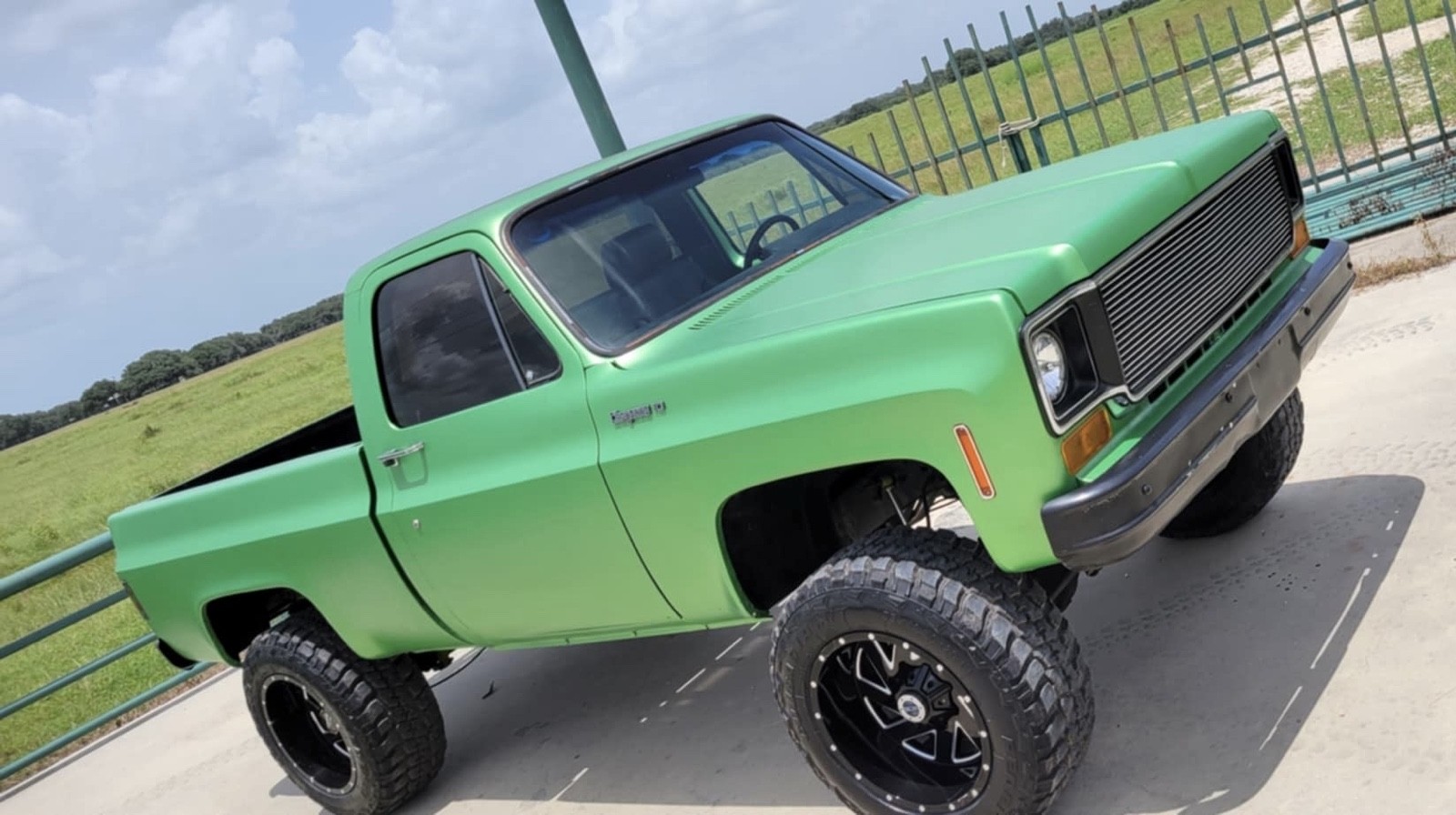 Chevrolet-C10K10-1973-Cab-Chassis-6