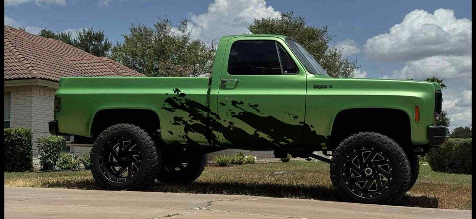Chevrolet-C10K10-1973-Cab-Chassis