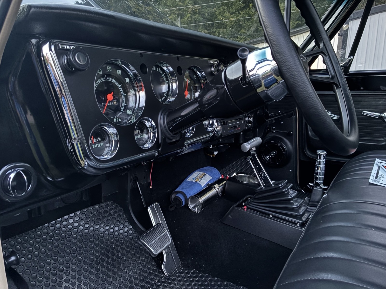 Chevrolet-C20K20-1970-15