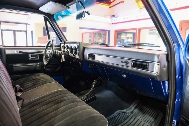 Chevrolet-CK-20-1981-2D-Standard-Cab-12