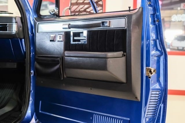 Chevrolet-CK-20-1981-2D-Standard-Cab-32
