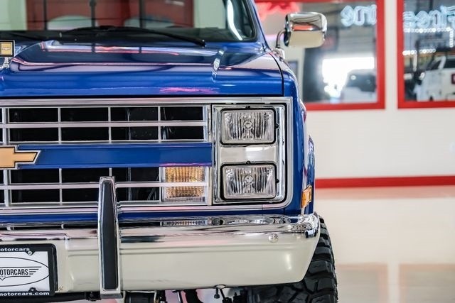 Chevrolet-CK-20-1981-2D-Standard-Cab-34