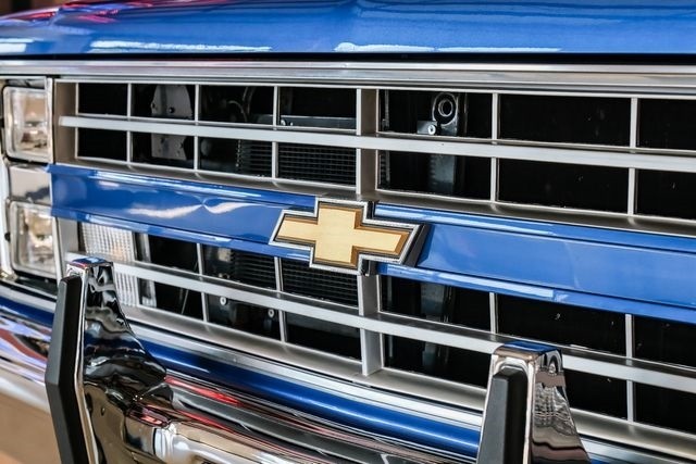 Chevrolet-CK-20-1981-2D-Standard-Cab-39