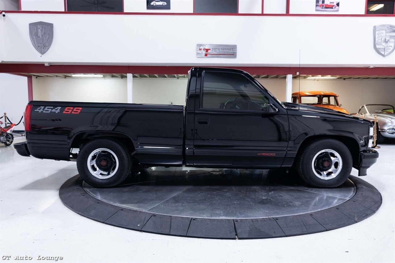 Chevrolet-CK-Pickup-1500-1990-Truck-3