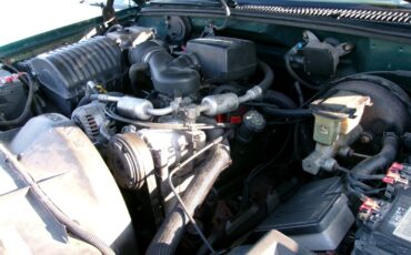 Chevrolet-CK-Pickup-1500-1996-Standard-Cab-Pickup-6