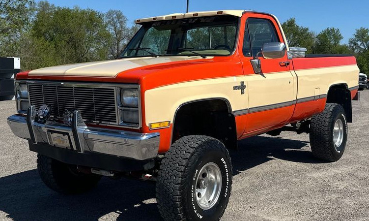 Chevrolet-CK-Pickup-2500-1984-Standard-Cab-Pickup-2