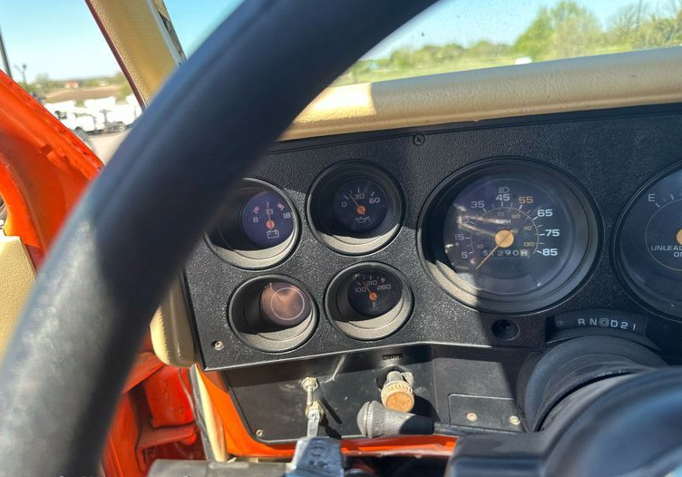Chevrolet-CK-Pickup-2500-1984-Standard-Cab-Pickup-9