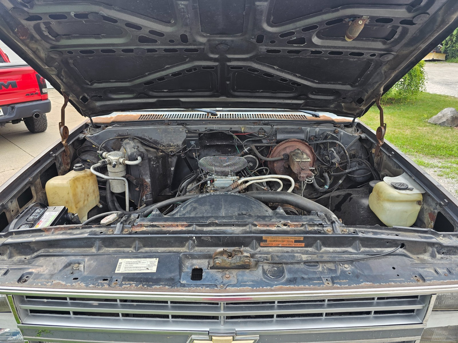 Chevrolet-CK-Pickup-2500-1986-11