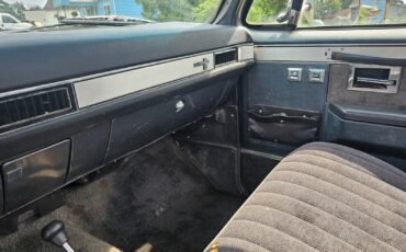 Chevrolet-CK-Pickup-2500-1986-12