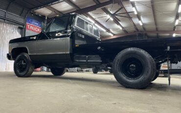 Chevrolet-CK-Pickup-3500-1978-Standard-Cab-Pickup-2