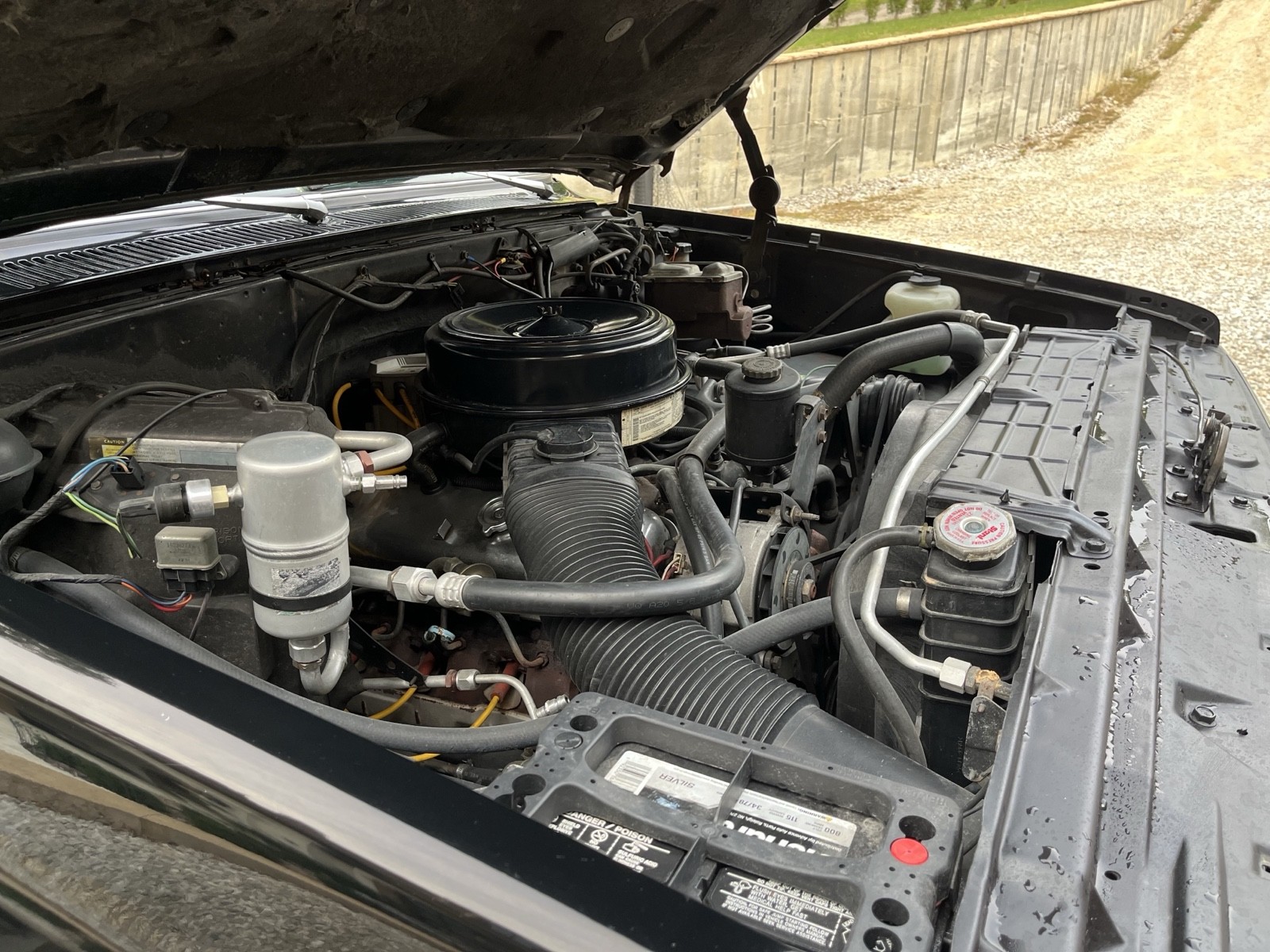 Chevrolet-CK-Pickup-3500-1983-Standard-Cab-Pickup-28