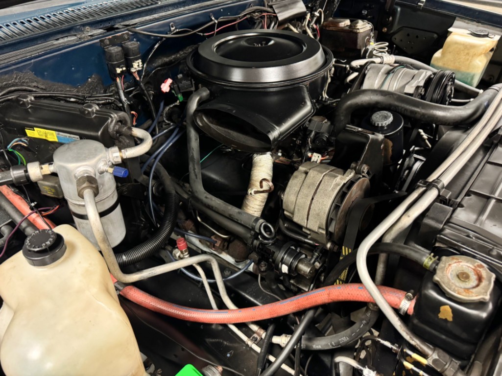 Chevrolet-CK-Pickup-3500-1988-Standard-Cab-Pickup-13