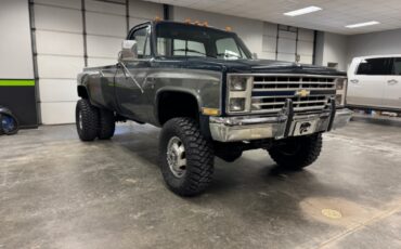 Chevrolet-CK-Pickup-3500-1988-Standard-Cab-Pickup-3