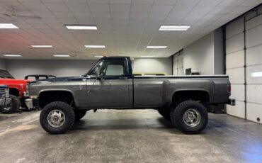 Chevrolet-CK-Pickup-3500-1988-Standard-Cab-Pickup