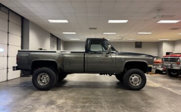 Chevrolet-CK-Pickup-3500-1988-Standard-Cab-Pickup-4