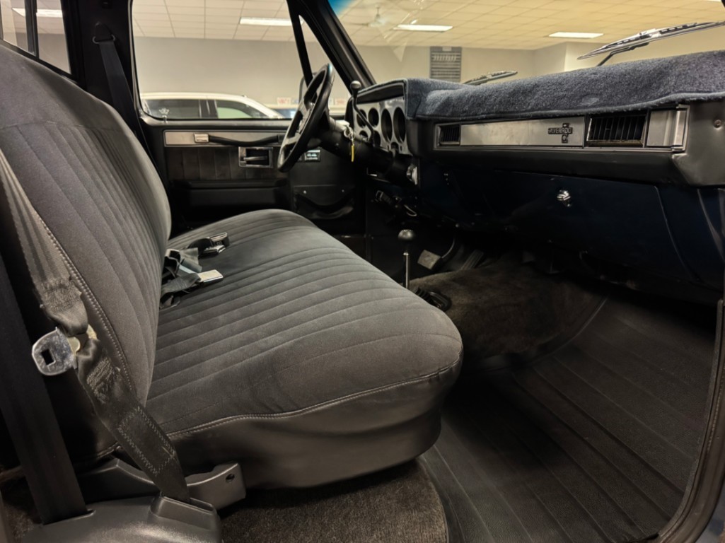 Chevrolet-CK-Pickup-3500-1988-Standard-Cab-Pickup-7