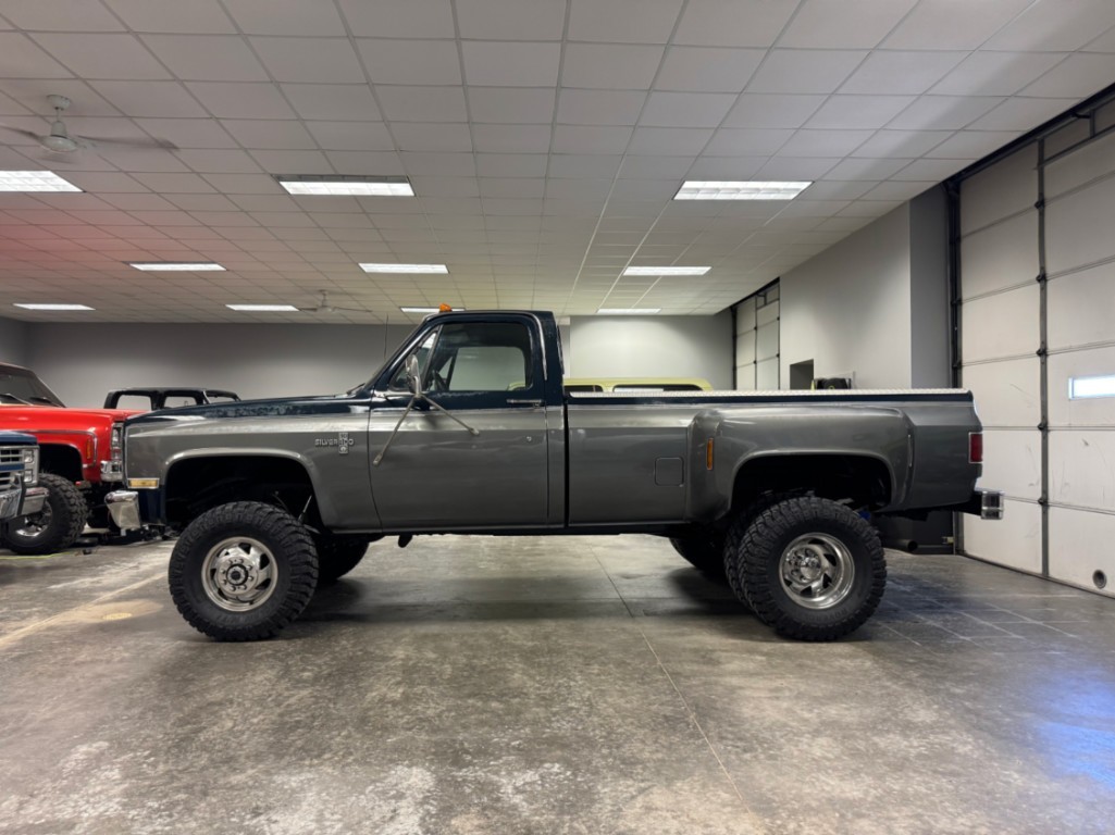 Chevrolet-CK-Pickup-3500-1988-Standard-Cab-Pickup