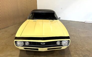 Chevrolet-Camaro-1967-Butternut-Yellow-Black-Vinyl-21
