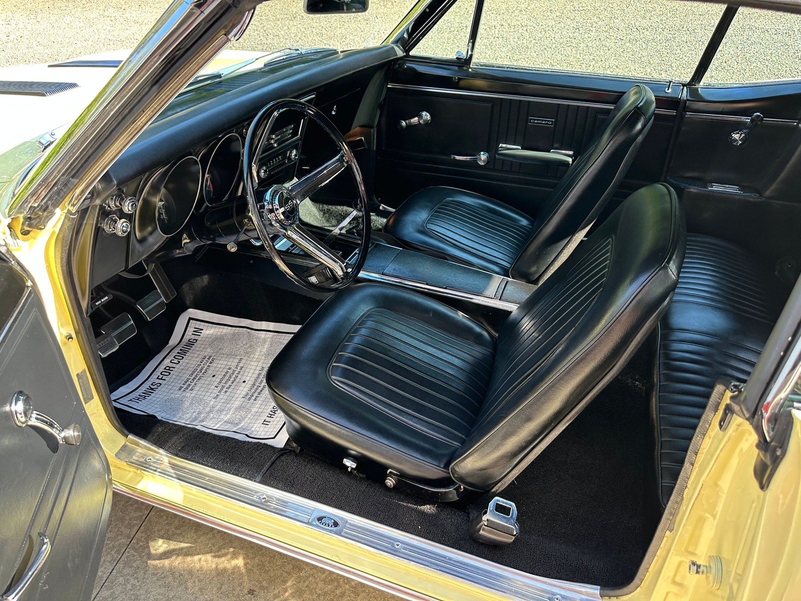 Chevrolet-Camaro-1967-Convertible-16