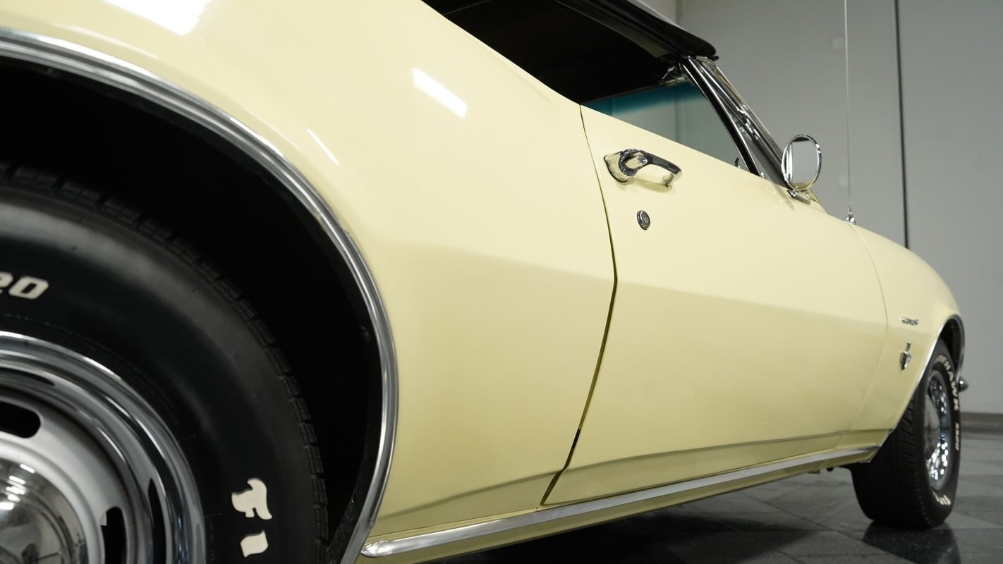 Chevrolet-Camaro-1967-Convertible-19