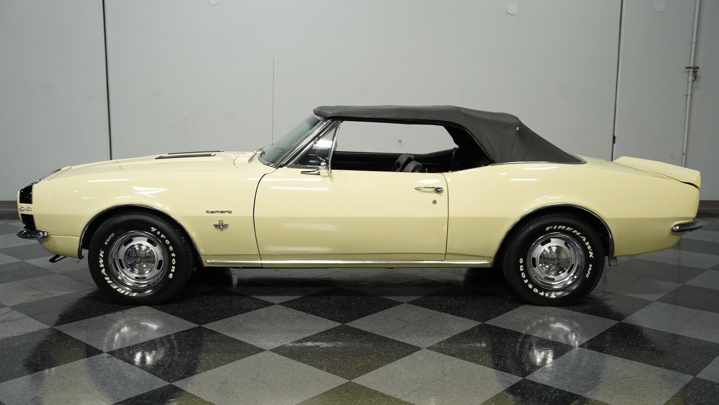 Chevrolet-Camaro-1967-Convertible-2