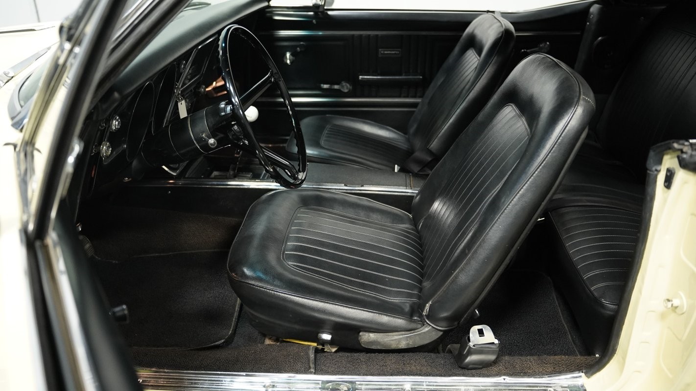 Chevrolet-Camaro-1967-Convertible-26