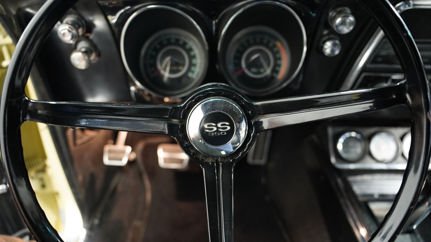 Chevrolet-Camaro-1967-Convertible-27