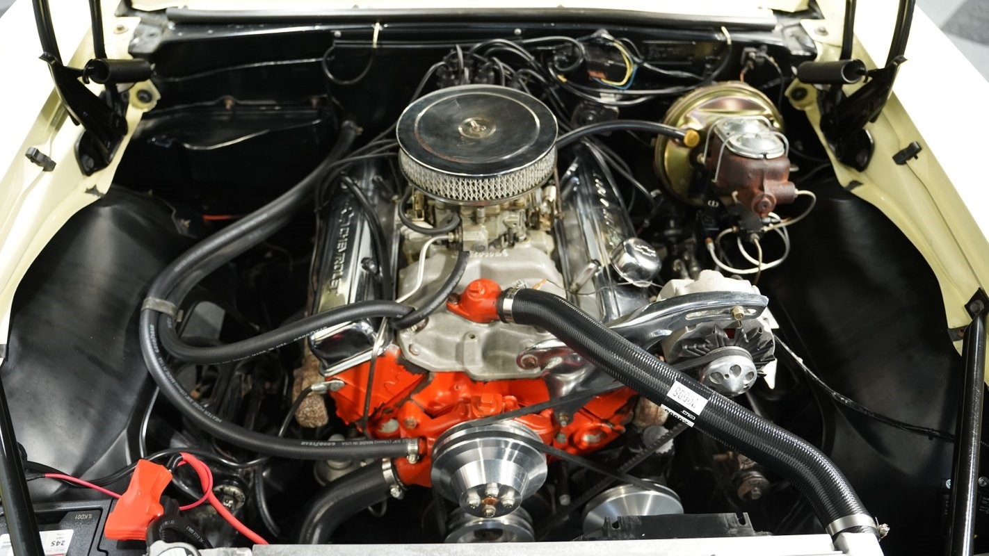 Chevrolet-Camaro-1967-Convertible-3
